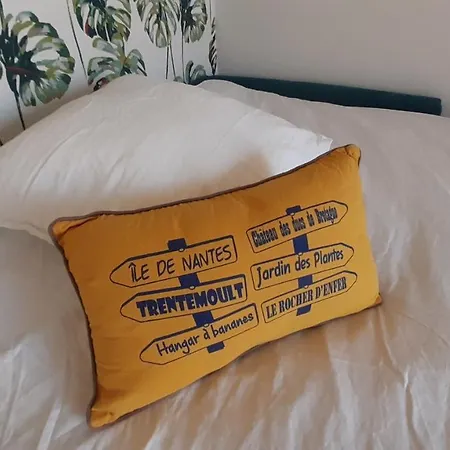 Penzion Petite Folie Nantaise, A 2 Pas De La Loire 3*